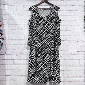 Susan Graver Black Print Liquid Knit Cold Shoulder Dress Size 1X Stretch Casual